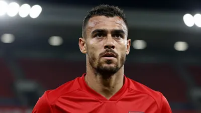 Werder Bremens Trainer Daniel Thioune sagt, dass Stürmer Niclas Füllkrug am Sonntag gegen SC Freiburg von Beginn an...