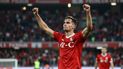 SC Freiburg startet die neue Saison mit einem überzeugenden 4:1-Heimsieg gegen Werder Bremen, angeführt von einem...
