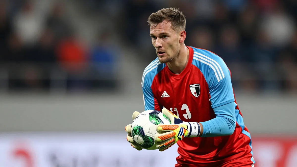 Noah Atubolu Transfer: Freiburger Torwart sucht neue Herausforderung