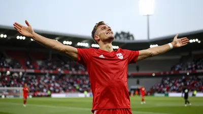 SC Freiburg verteidigt am Samstag eine fast 25 Jahre andauernde Serie gegen Borussia Mönchengladbach, während die...